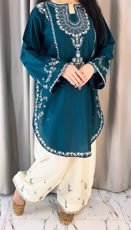 Elegance Redefined – Premium Embroidered Silk 2-Piece